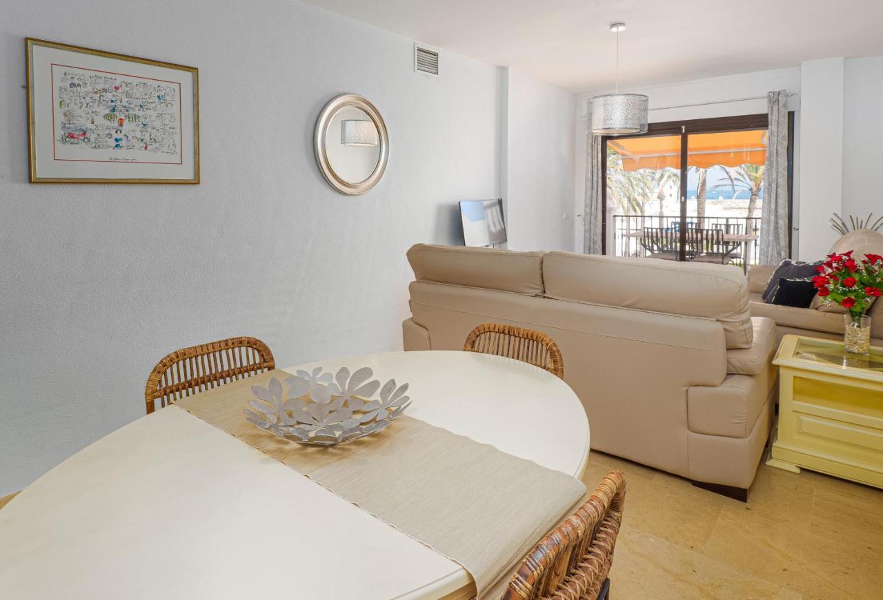 Frontline Beach Apartment Marina Real 5009 Манільва Екстер'єр фото